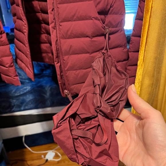 Lululemon Packable Jacket Sm - Picture 6 of 6